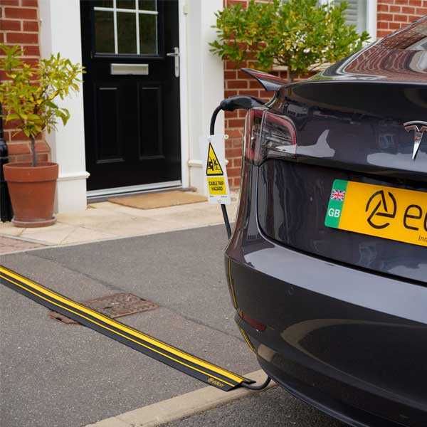EDION Outdoor Cable Protector & Warning Sign for EV Charging Cable